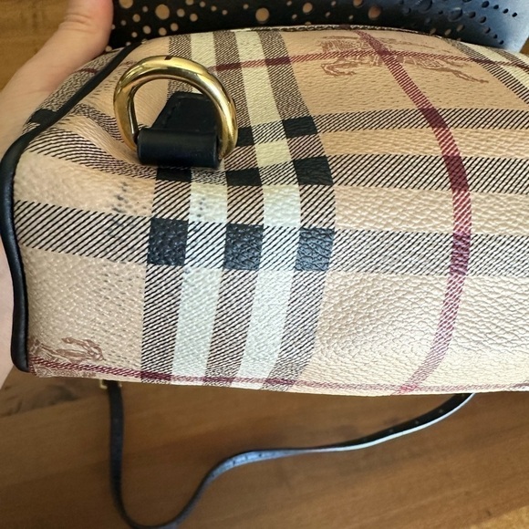BURBERRY: MINI FLAP BAG (AUTHENTIC) - Picture 12 of 15